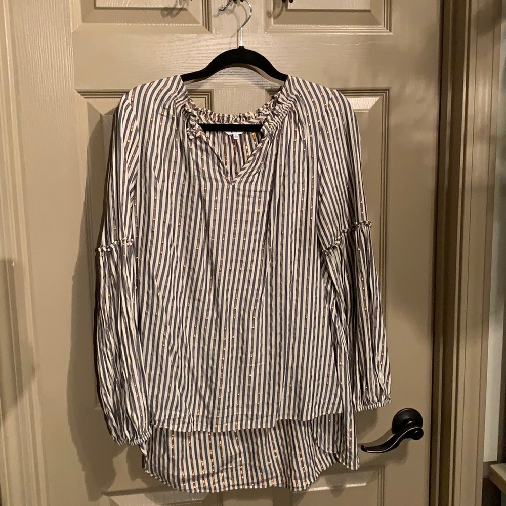 Light, fun, women’s tunic
